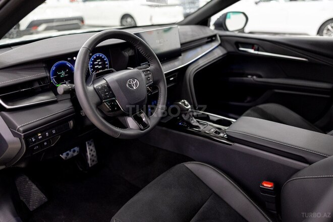 Toyota Camry-16