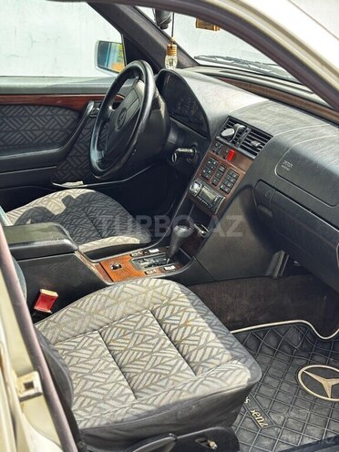 Mercedes C 200 1995, 349,000 km - 2.0 l - Tovuz