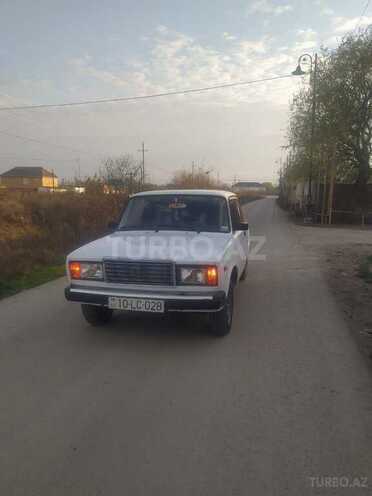 LADA (VAZ) 2107 2002, 95,000 km - 1.6 l - Salyan