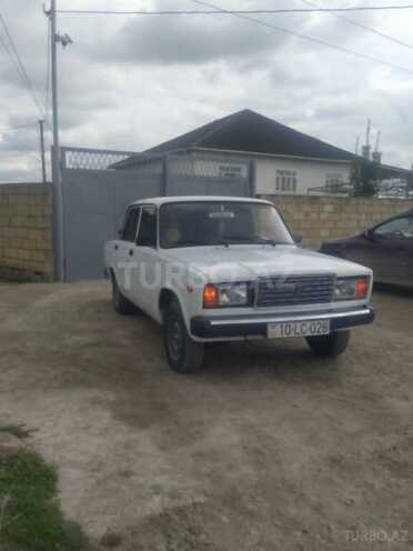 LADA (VAZ) 2107 2002, 95,000 km - 1.6 l - Salyan