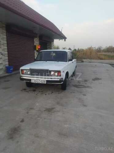 LADA (VAZ) 2107 2002, 95,000 km - 1.6 l - Salyan
