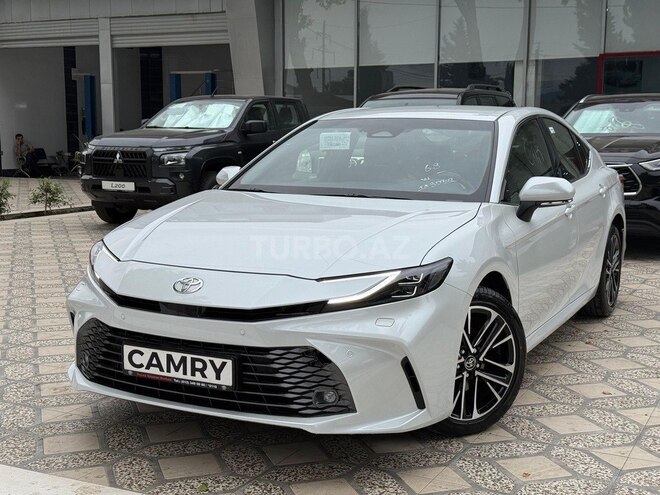 Toyota Camry-3