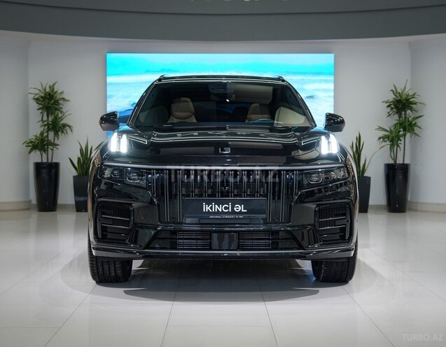 Lynk & Co 09-4