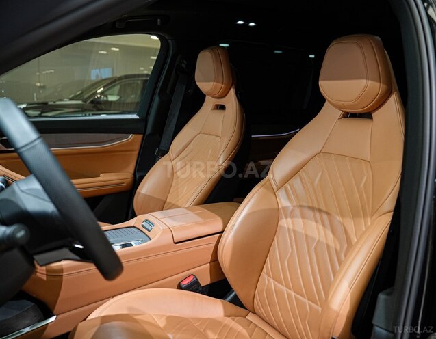 Lynk & Co 09-19