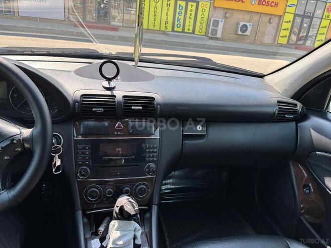 Mercedes C 220 d 2004, 566,000 km - 2.2 л - Bakı