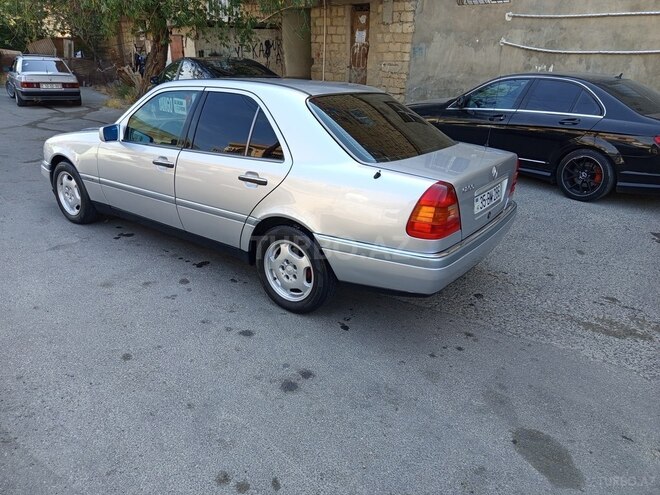 Mercedes C 180 1996, 228,000 km - 1.8 л - Bakı