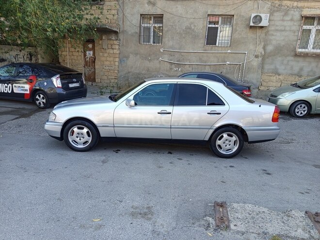 Mercedes C 180 1996, 228,000 km - 1.8 л - Bakı