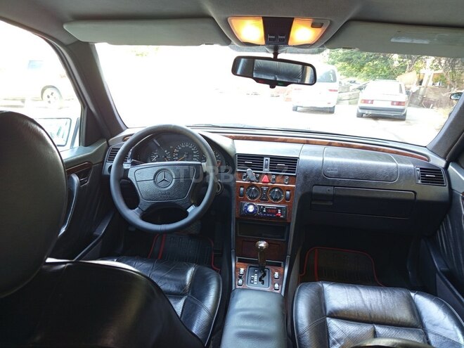 Mercedes C 180 1996, 228,000 km - 1.8 л - Bakı