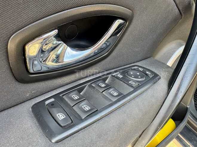 Renault Megane 2012, 400,325 km - 1.5 l - Samux