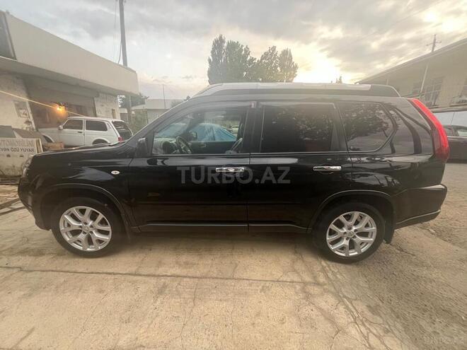 Nissan X-Trail 2014, 277,000 km - 2.5 l - Bakı