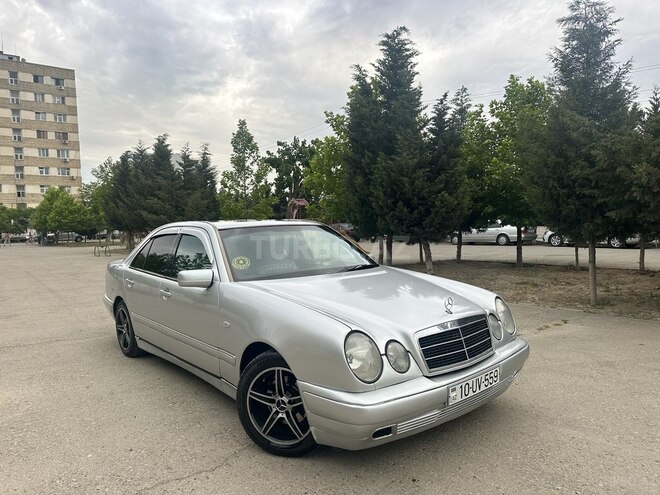 Mercedes E 240 1998, 358,000 km - 2.4 l - Bakı