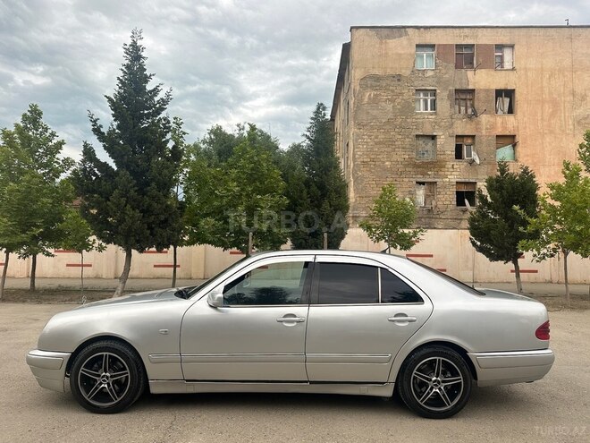Mercedes E 240 1998, 358,000 km - 2.4 l - Bakı