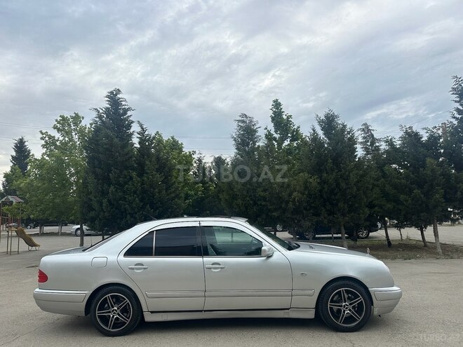 Mercedes E 240 1998, 358,000 km - 2.4 l - Bakı
