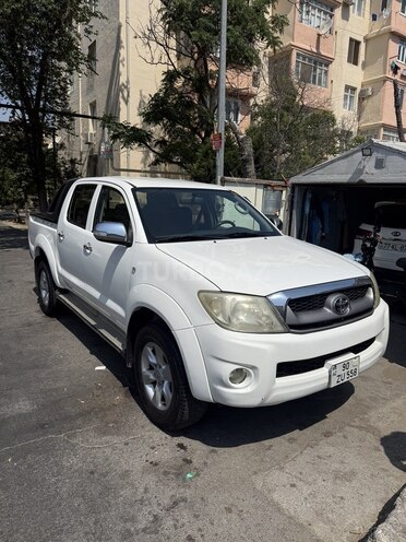 Toyota Hilux 2010, 272,000 km - 2.5 l - Bakı