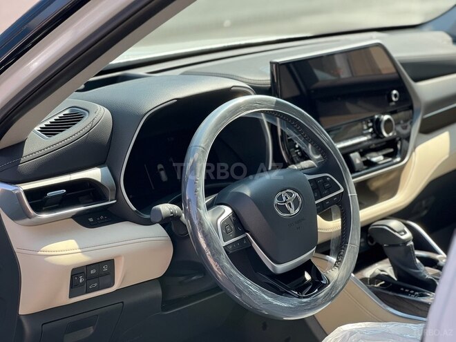 Toyota Highlander-22
