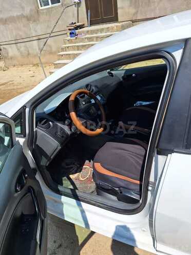 SEAT Ibiza 2011, 240,000 km - 1.6 л - Bakı