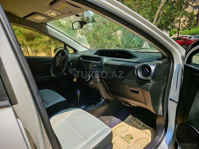 Toyota Aqua 2017, 81,700 km - 1.5 l - Bakı