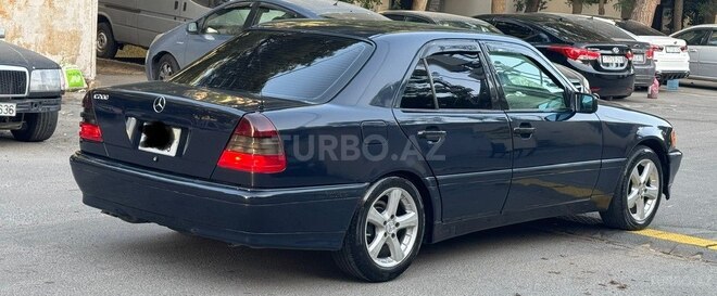 Mercedes C 230-4