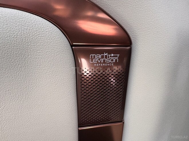 Lexus LM 350h-20