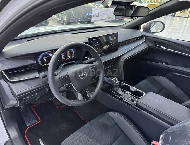 Toyota Camry-9