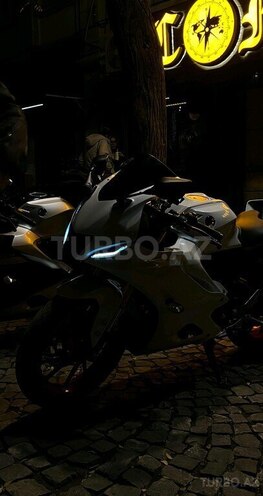 Yamaha R15 V4 2024, 13,000 km - 0.2 l - Bakı