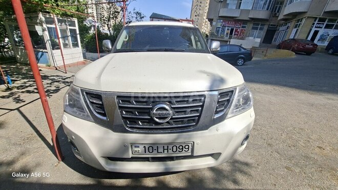 Nissan Patrol 2014, 262,000 km - 5.6 л - Bakı