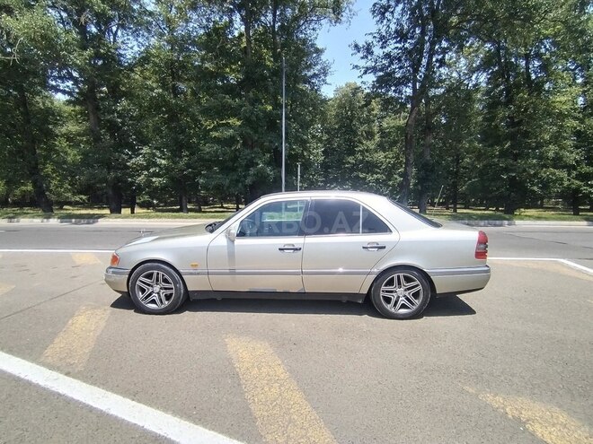 Mercedes C 180 1995, 340,220 km - 1.8 л - Masallı