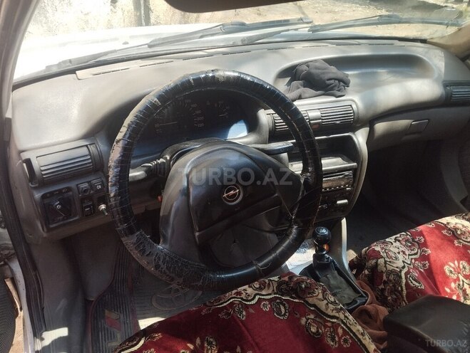 Opel Astra 1993, 500,000 km - 1.7 л - Bakı