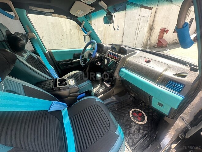 Mitsubishi Pajero io 1998, 300,000 km - 1.8 л - Bakı