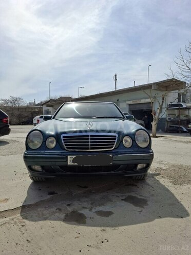 Mercedes E 270 2001, 380,000 km - 2.7 l - Bakı
