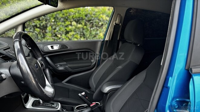 Ford Fiesta 2016, 140,000 km - 1.6 l - Bakı