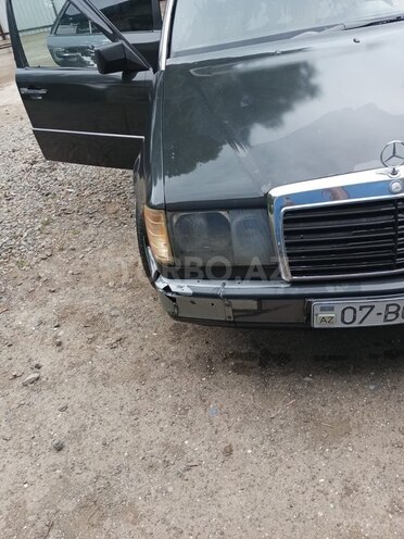 Mercedes E 220 1993, 630,000 km - 2.2 л - Bakı