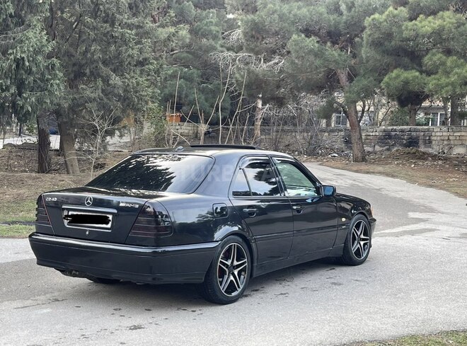 Mercedes C 240 2000, 215,180 km - 2.4 l - Bakı