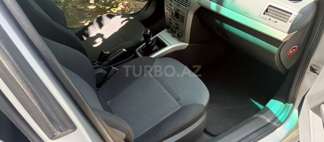 Opel Astra 2008, 225,800 km - 1.3 l - Mingəçevir