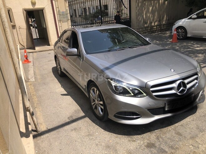 Mercedes E 220 d 2014, 131,492 km - 2.2 l - Bakı