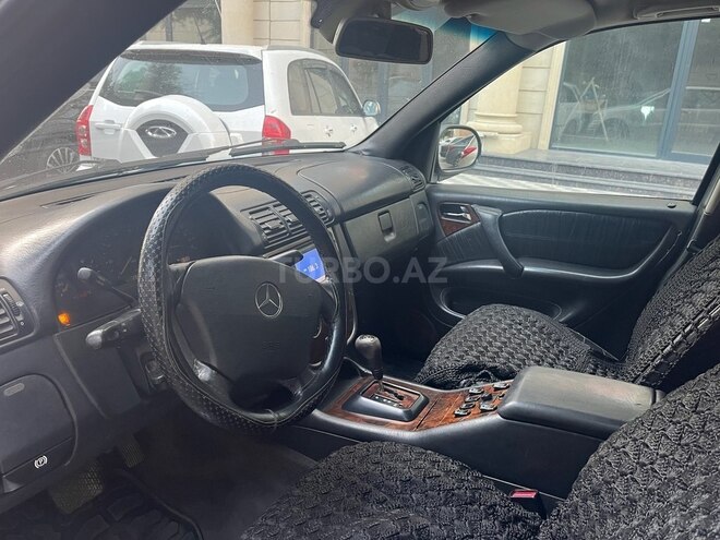 Mercedes ML 320 2002, 256,500 km - 3.2 l - Bakı