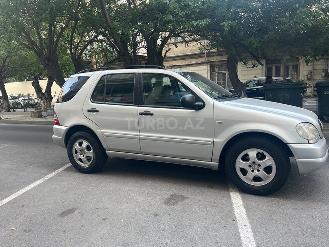 Mercedes ML 320 2002, 256,500 km - 3.2 l - Bakı