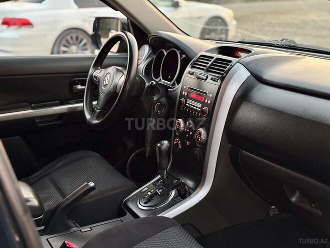 Suzuki Grand Vitara 2006, 286,000 km - 2.0 л - Astara