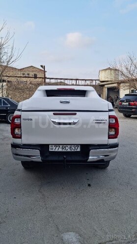 Toyota Hilux 2019, 68,000 km - 2.4 l - Bakı