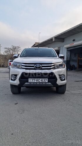 Toyota Hilux 2019, 68,000 km - 2.4 l - Bakı