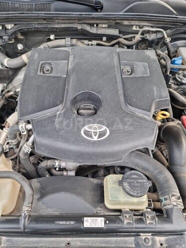 Toyota Hilux 2019, 68,000 km - 2.4 l - Bakı
