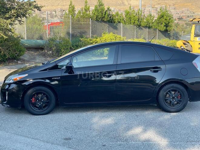 Toyota Prius 2014, 200,000 km - 1.8 l - Bakı