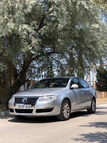 Volkswagen Passat 2006, 365,000 km - 2.0 l - Bakı