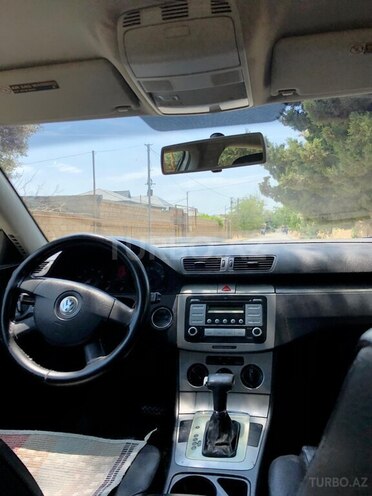 Volkswagen Passat 2006, 365,000 km - 2.0 l - Bakı