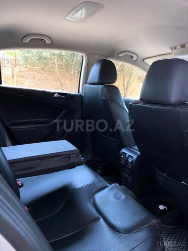 Volkswagen Passat 2006, 365,000 km - 2.0 l - Bakı