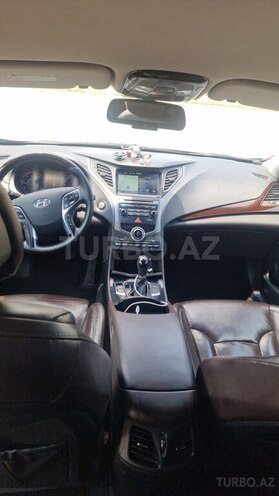 Hyundai Grandeur 2015, 227,825 km - 2.2 l - Bakı