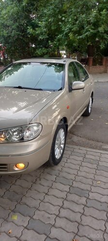 Nissan Sunny 2005, 255,043 km - 1.6 л - Gəncə