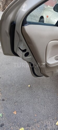 Nissan Sunny 2005, 255,043 km - 1.6 л - Gəncə