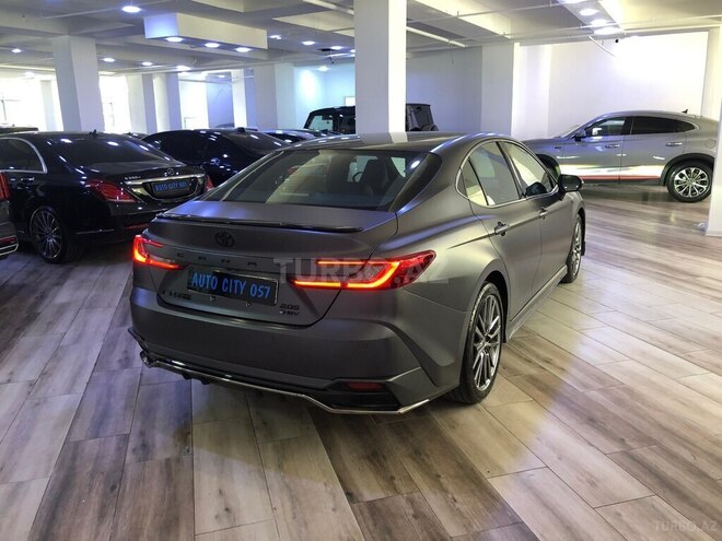 Toyota Camry-4