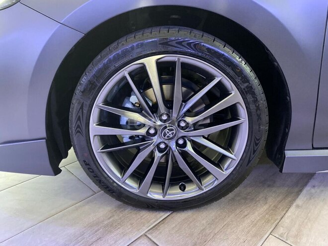 Toyota Camry-10